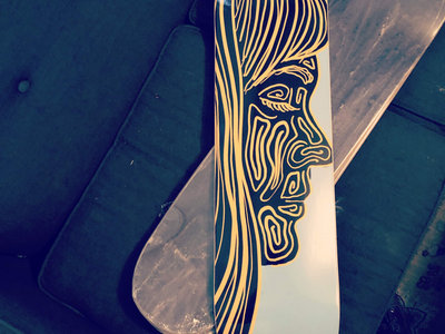 Golden Curls Skateboard main photo