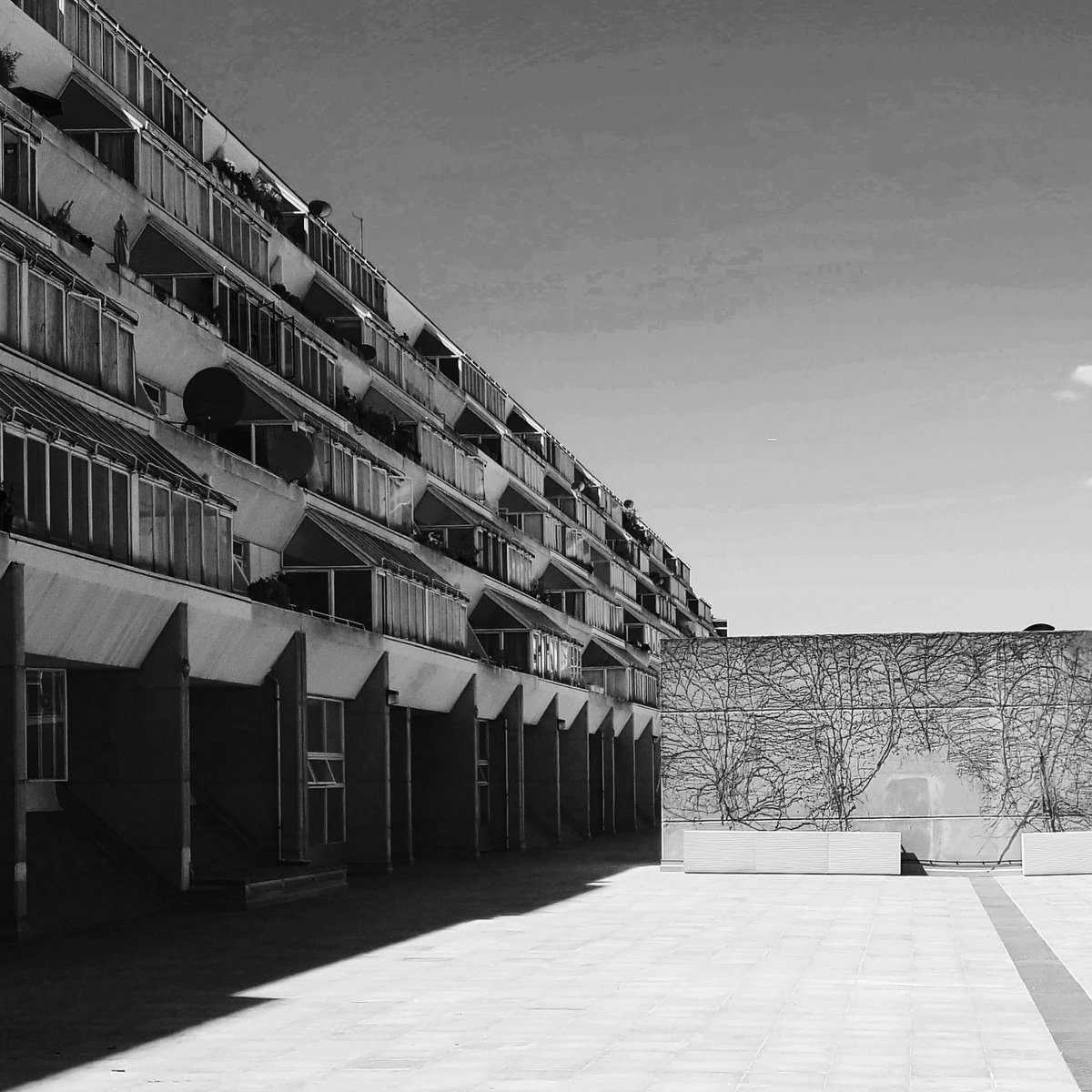 Visitors Revisited Industrial Coast x 6876 Industrial Coast