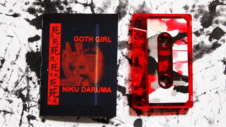 Split w/ NIKU DARUMA | Goth Girl