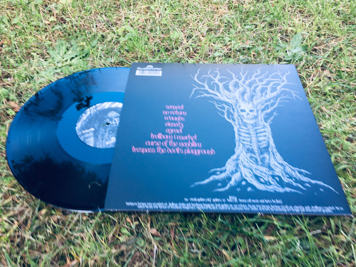 Darkness Devour | Flukt | Dusktone