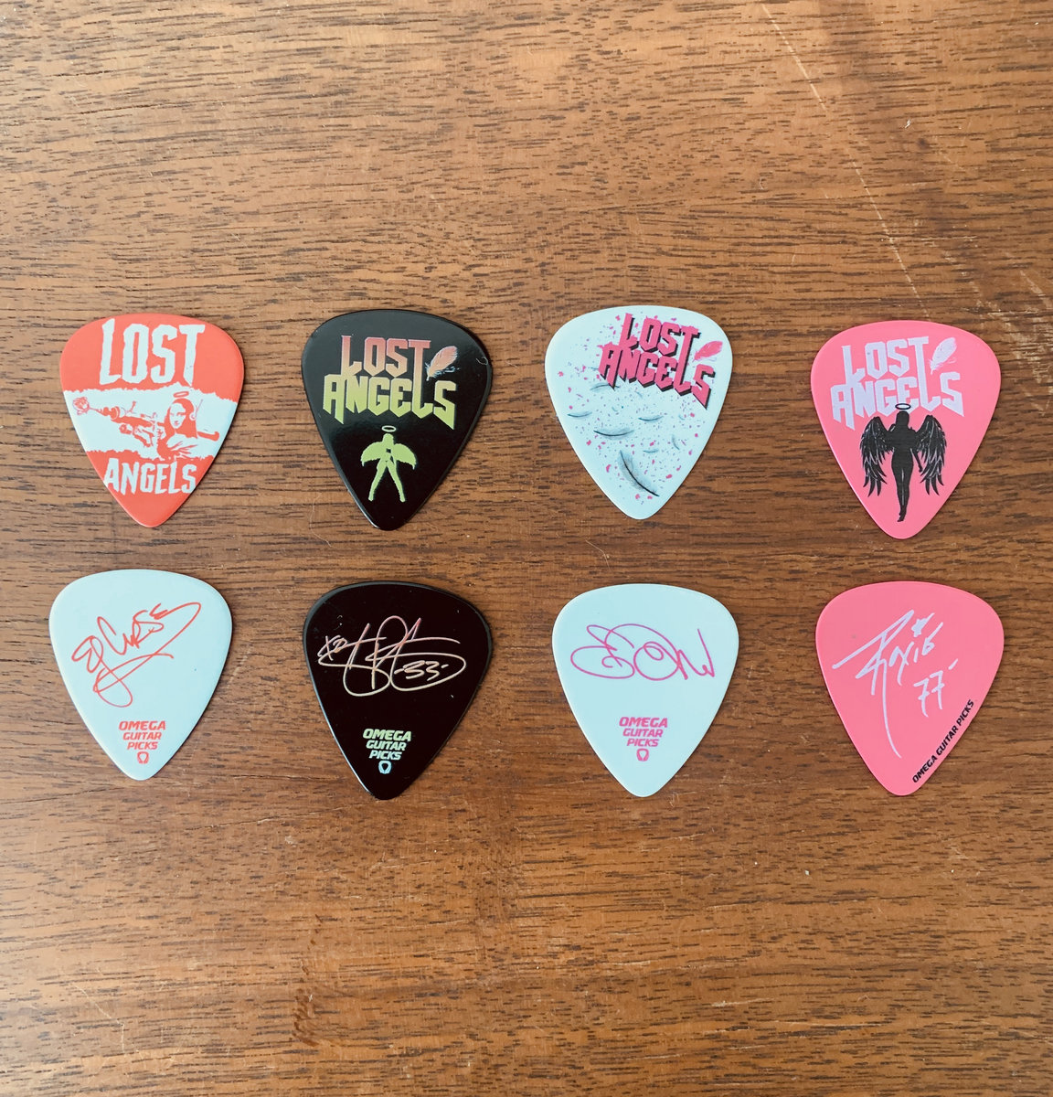 Autographed sale guitar picks