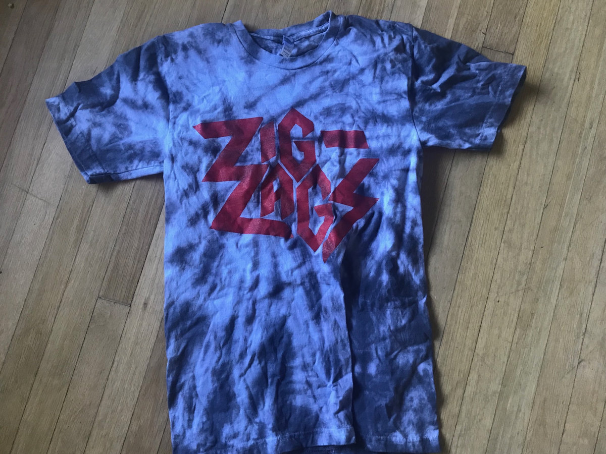 zig zag tie dye shirt