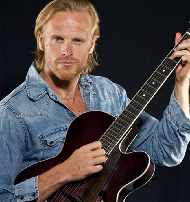 Six String Evolution | Andreas Oberg