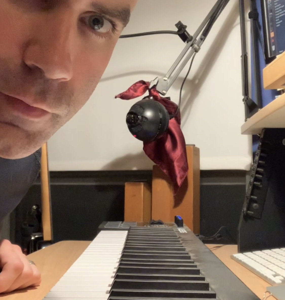 Endeavor Season 1 OST Rich DeThorne