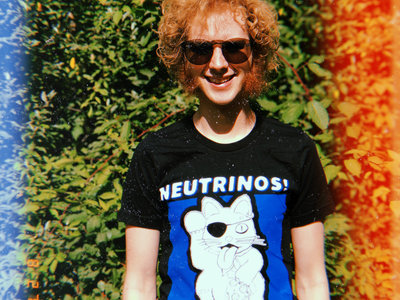 Maneki Neutrino shirt main photo