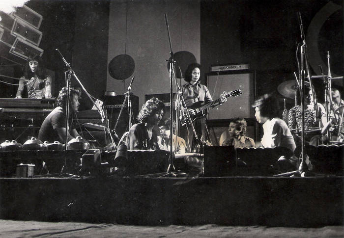 Harry Roesli / Titikapi (2LP) レコード　廃盤 0019106100_10_658c923e-77bd-