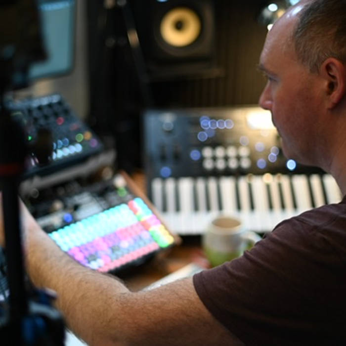 synthdad cover