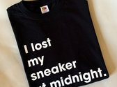 T-shirt „I lost my sneaker at midnight” photo 