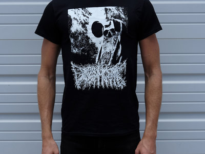 Maggot Skull T-shirt main photo