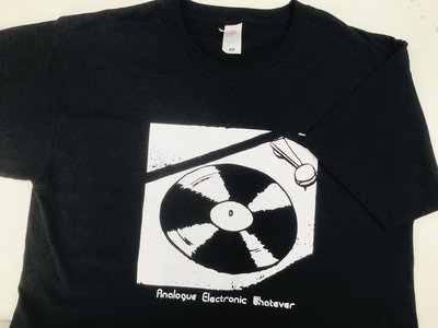 Vinyl Design T-Shirt main photo