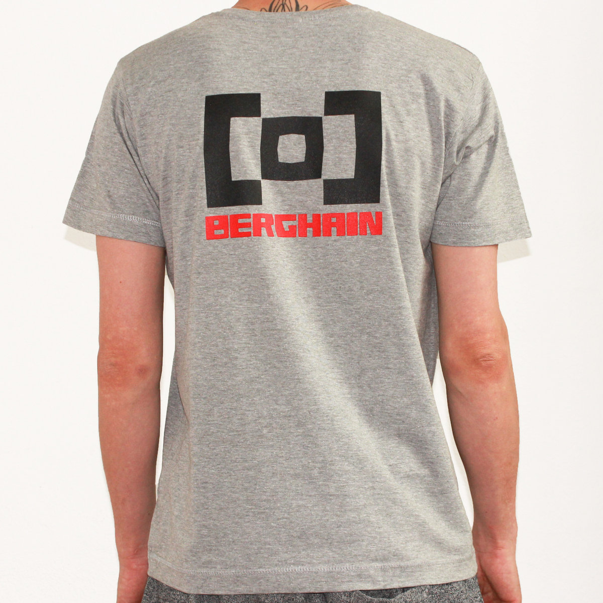 Dime Berghain T-shirt  ベージュ　Lサイズ