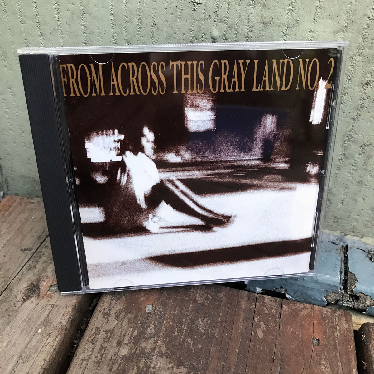 ボブ・ディラン　Everything Looks Far Away (2CD) $7 CD • Various: From Across This Gray Land No. 2 (CD) | Projekt