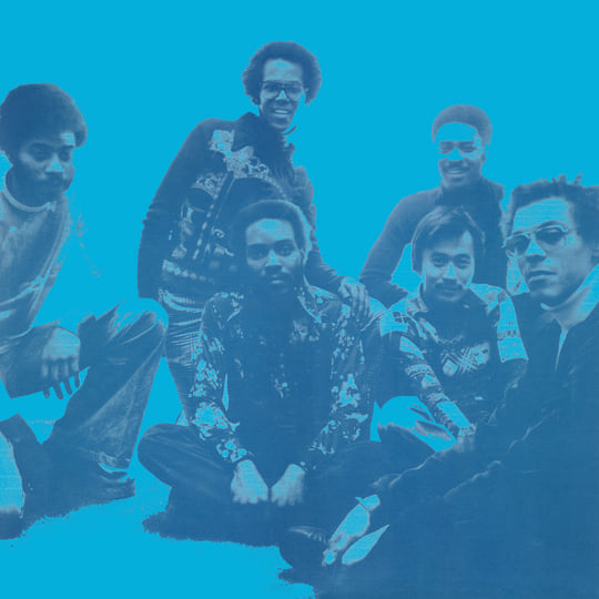 Tarika Blue | Tarika Blue | Eating Standing