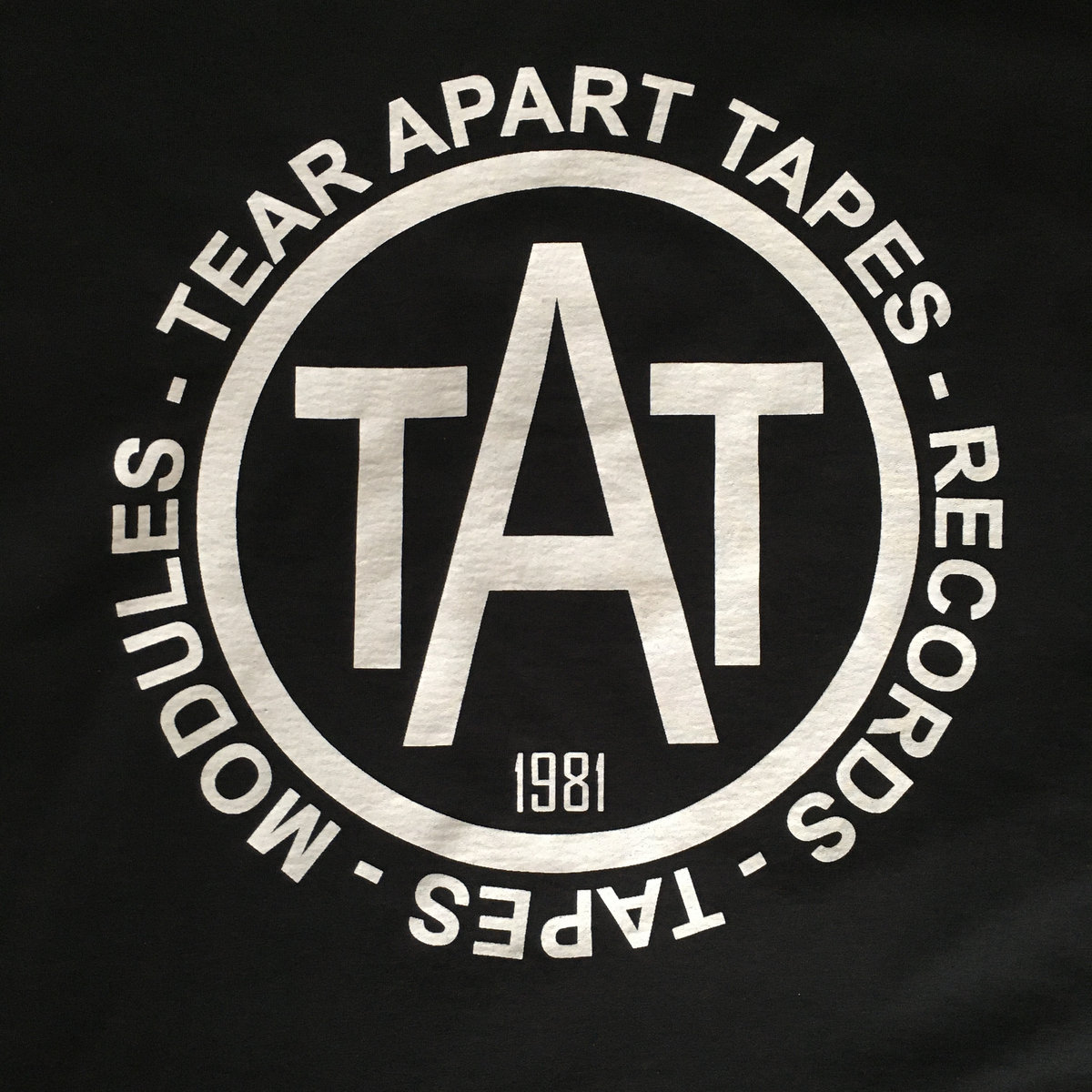 TAT logo T-shirt black | Das Ding, image size:1200x1200