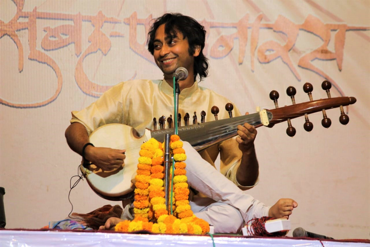 Ganga the tune of sarod Anshuman maharaj Anshuman Sarod Tunes