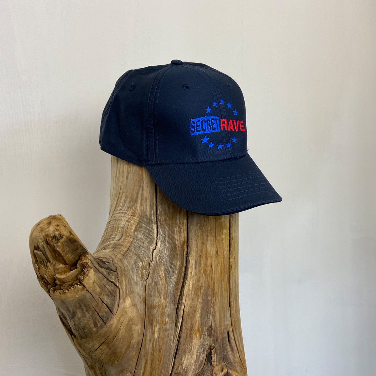 Secret Rave* Embroidery Super Cap | art-aud
