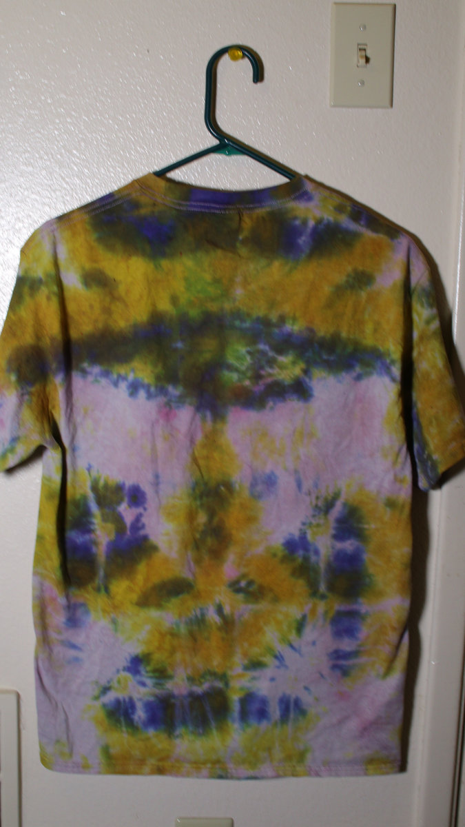 blue shirt what color tie