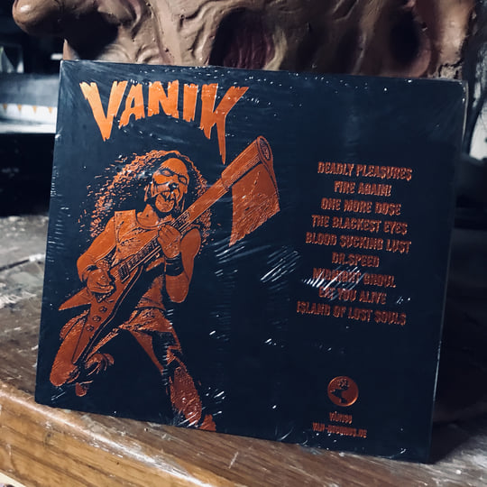 VANIK | VANIK