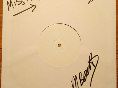 Demagrafiks (M-Beat & Missing) ‘Soundman Riddim/Yazzus’ Cute Face Remix’ 10” – SSR006 – White Label main photo