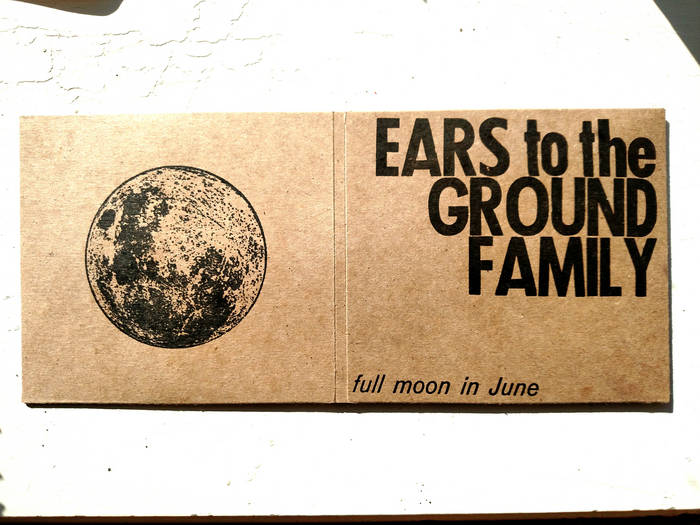 Ears to the Ground Family — Photo