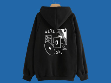 Exclusive WeZienWel sweater 'We'll see (totebag inclusive) main photo