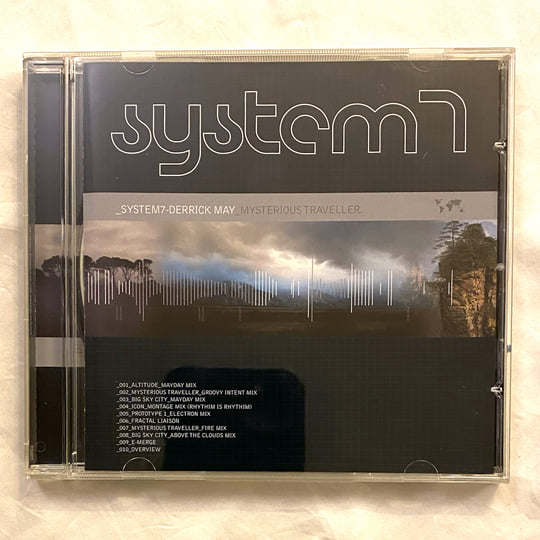 Mysterious Traveller | System 7 / Derrick May | System 7