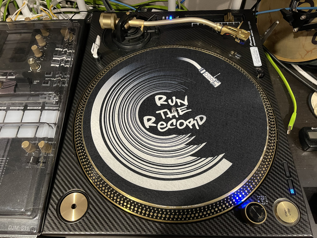 RUN THE RECORD SCRATCH SLIPMATS Jay Midnight