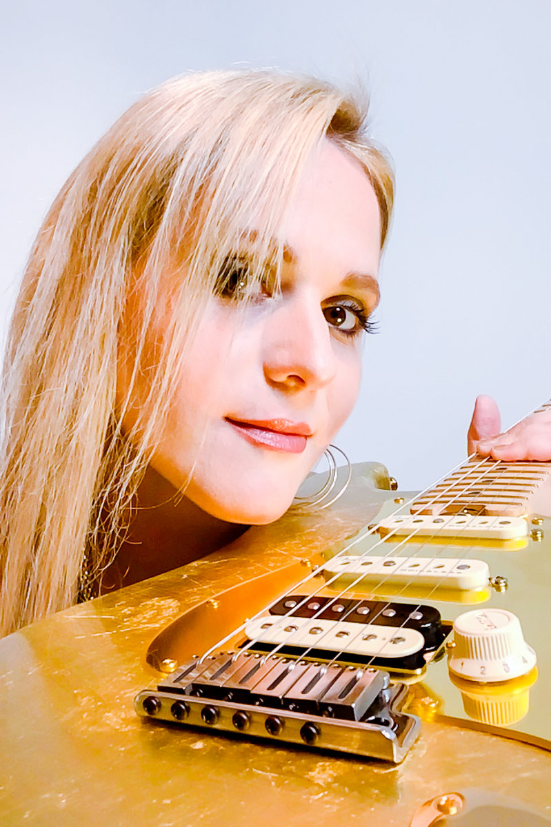 Girls with Guitars 2015 | Eliana Cargnelutti, Sadie Johnson