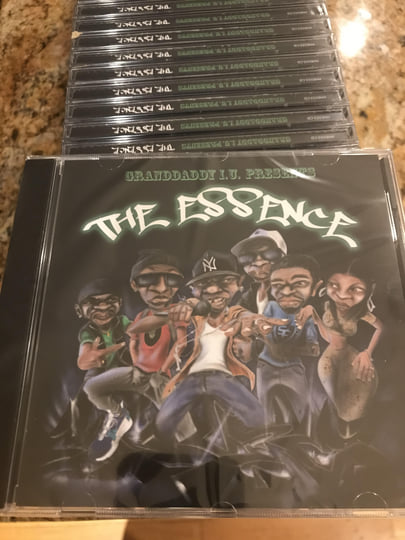 最新作の daddy grand I.U. I.U. Daddy Grand | ESSENCE THE presents 洋楽