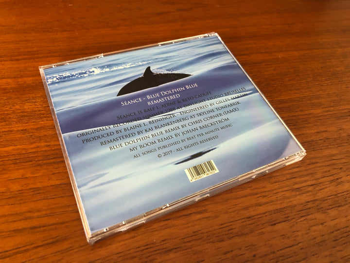 Blue Dolphin Blue (Remaster) | Séance