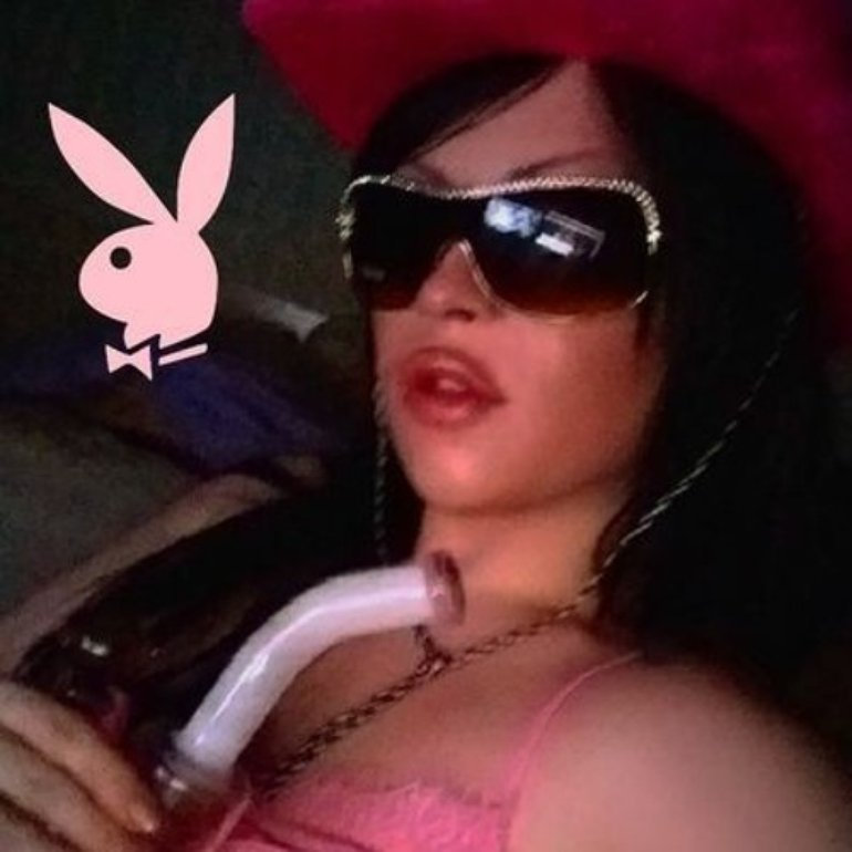 Pumba porno onlayn Chiroyli kokrak uchlari