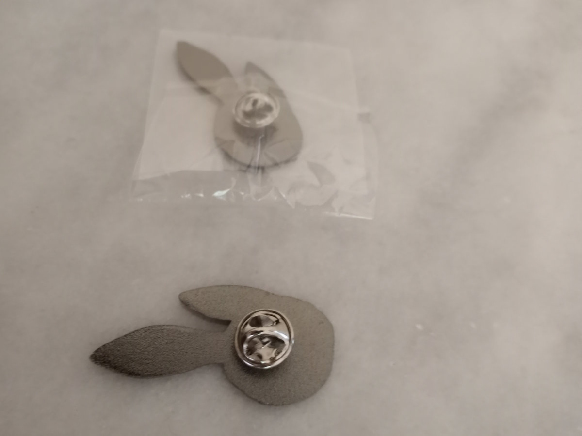 Murder Bunny Pin in Sparkel Pink! | Rabbit Junk