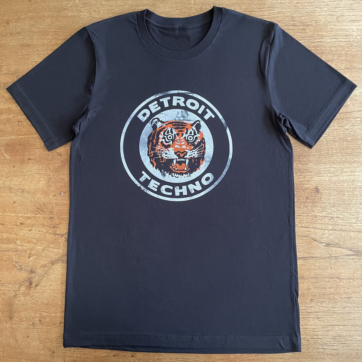 8/14(土)9:00〜オンライン発売】SNKRDUNK × THE NETWORK BUSINESS × RED SPIDER KICKS  コラボTシャツ | スニーカーダンク SNKRDUNK × THE NETWORK BUSINESS コラボTシャツ