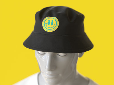 Ally Baird : Trippy Bucket Hat 