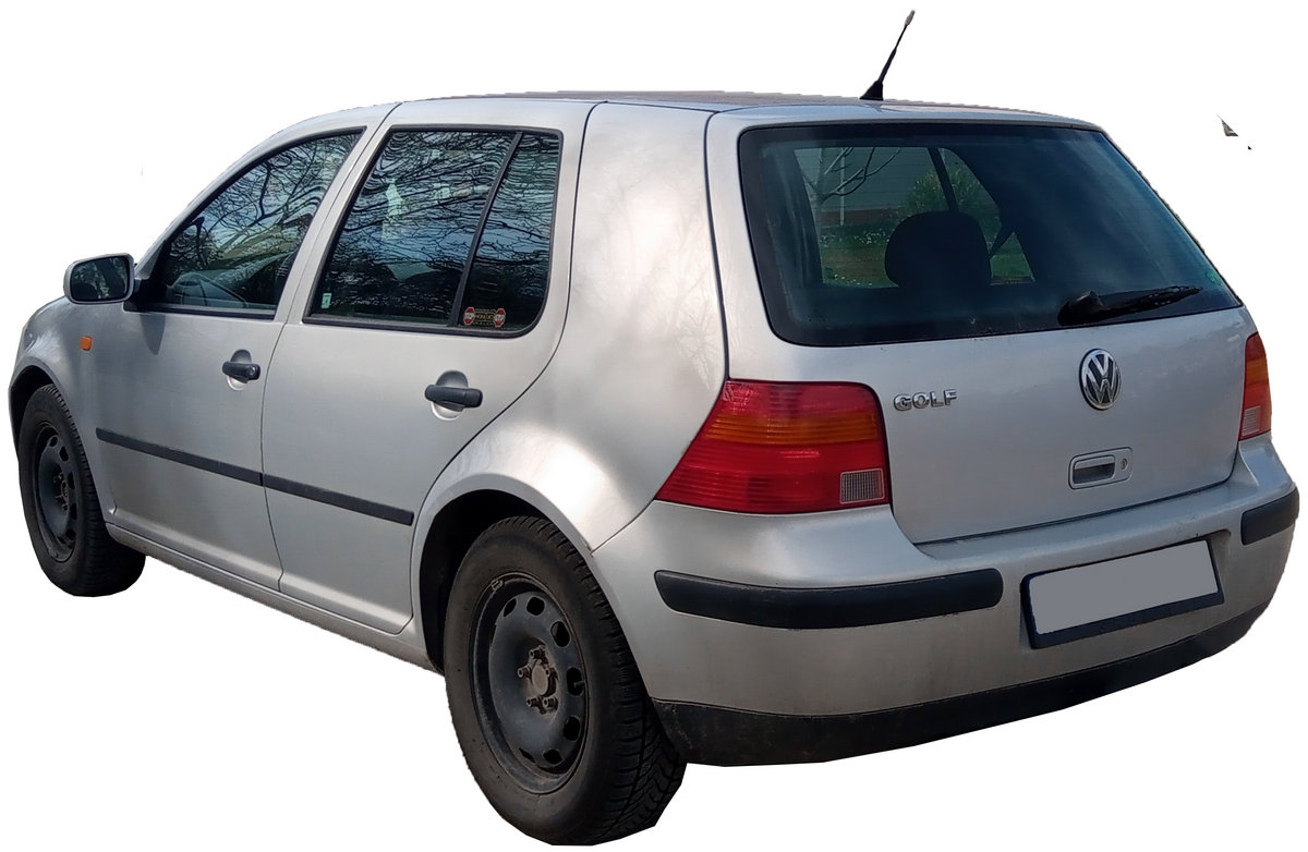 Volkswagen Golf 1997 compact car photo detail