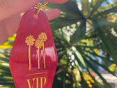 HP Palmscapes VIP Keychain & Enamel (glow in the dark!) Pin photo 