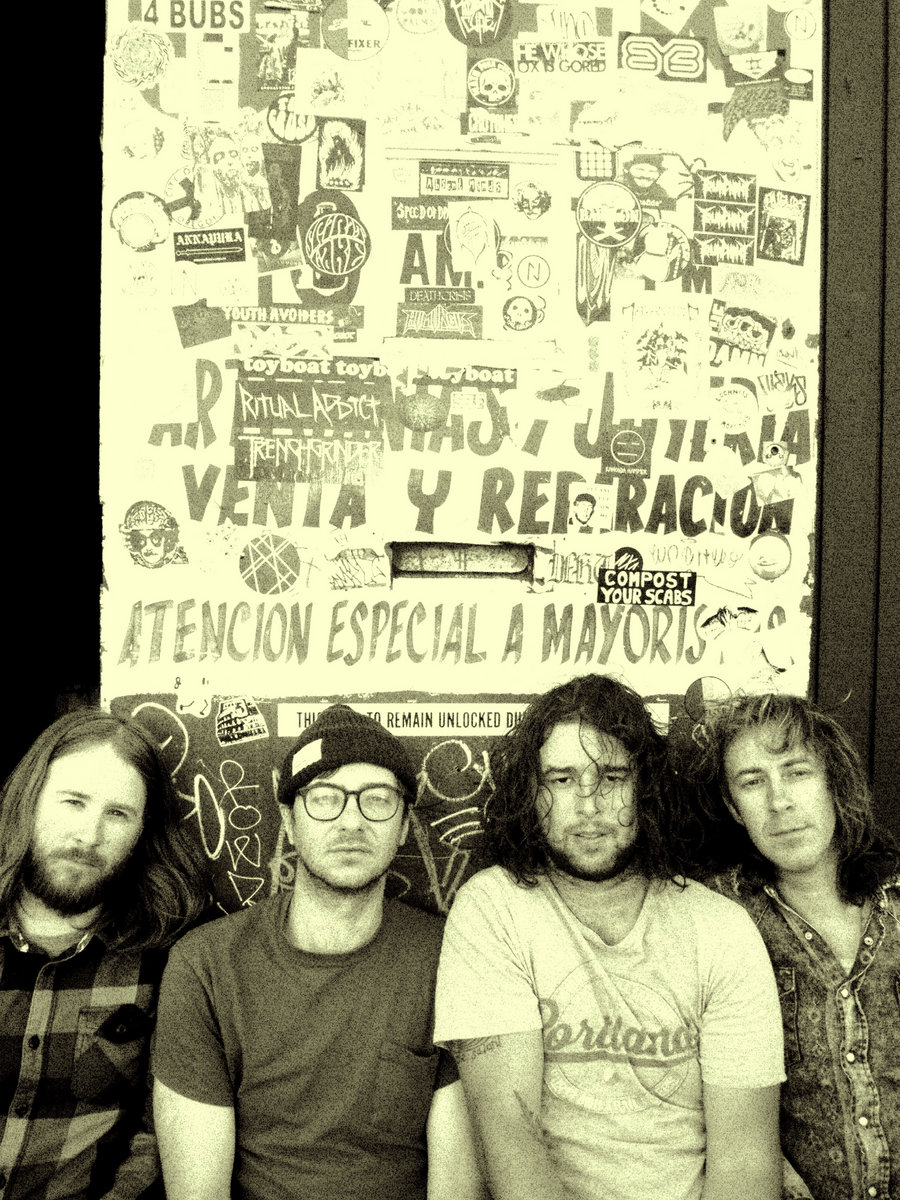 Hello Hello | DIVERS