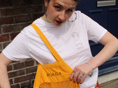'Beija Flo' embroidered, mesh grocery bag (amber) photo 