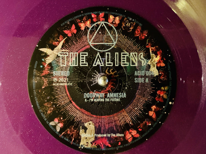 Doorway Amnesia | The Aliens