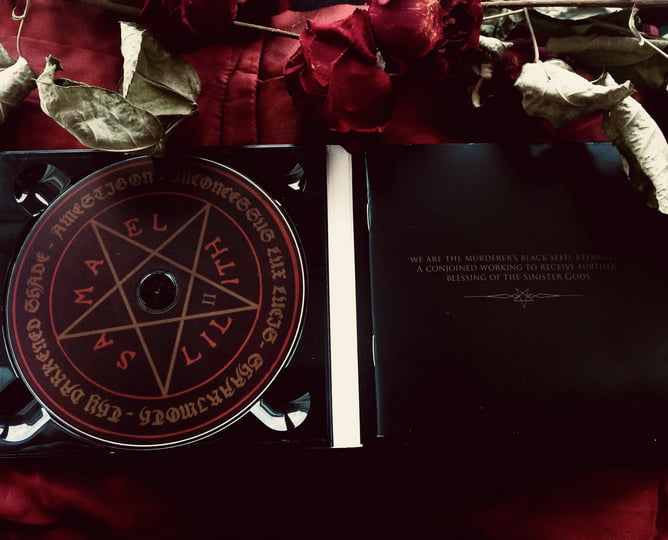 満点の A SamaeLilith: Conjunction DARKENED THY | Fireborn The Of 洋書