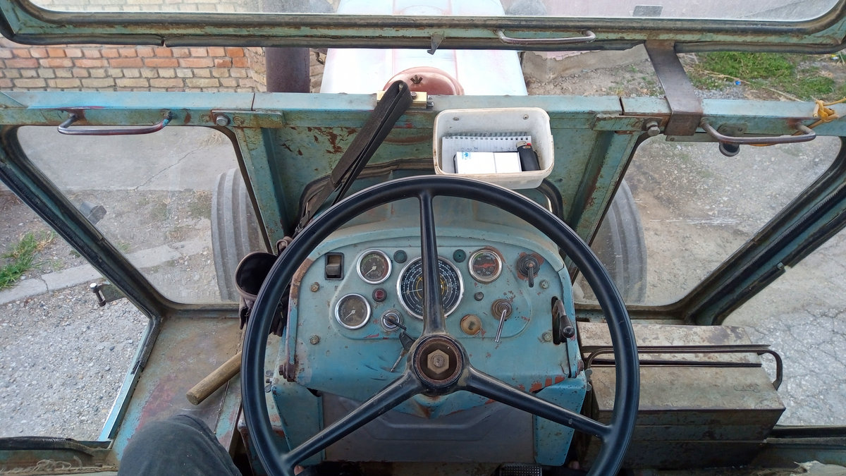IMR R65 1981 tractor photo detail