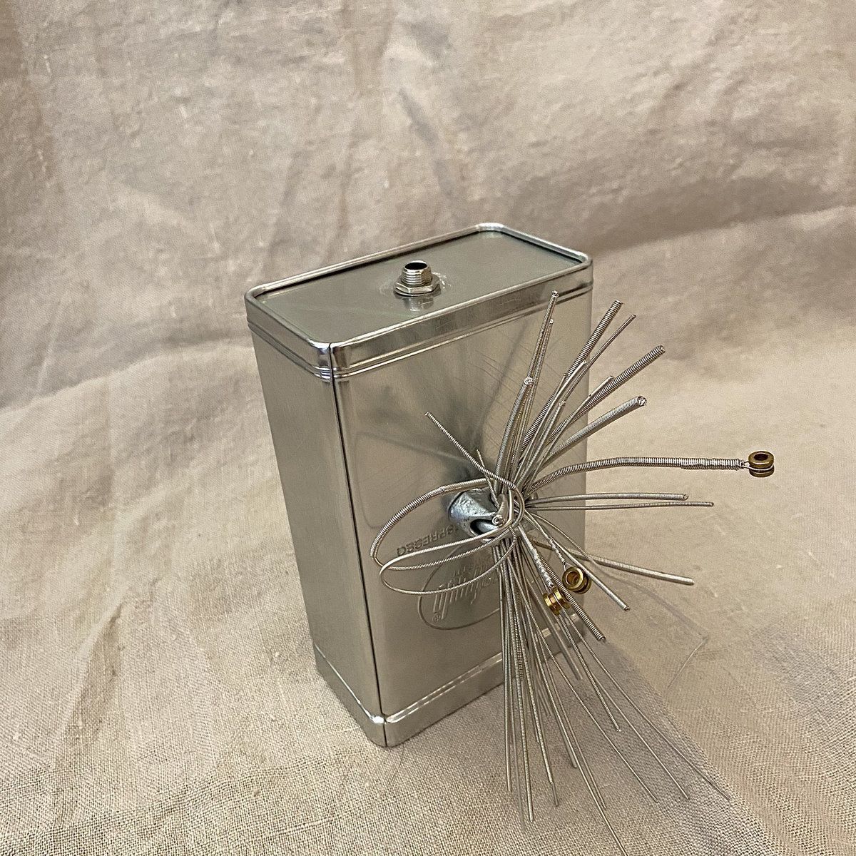 Stringed Coffee Noise Box Zherbin