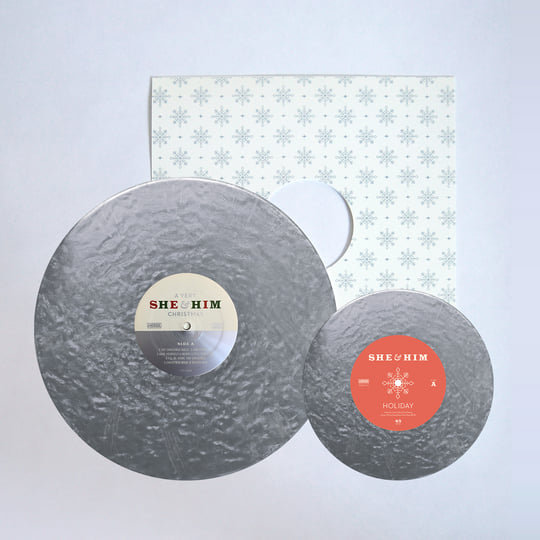 レア She & Him Christmas Party (red Vinyl) Amazon.com: Christmas Party : She & Him: CDs & Vinyl