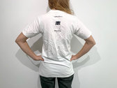 white short sleeve t-shirt photo 