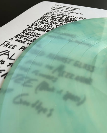 THE CRASHING SOUND OF HOW IT GOES | Cities Aviv