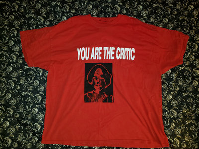 "YOU ARE THE CRITIC/LIP MAN" tee, Red main photo