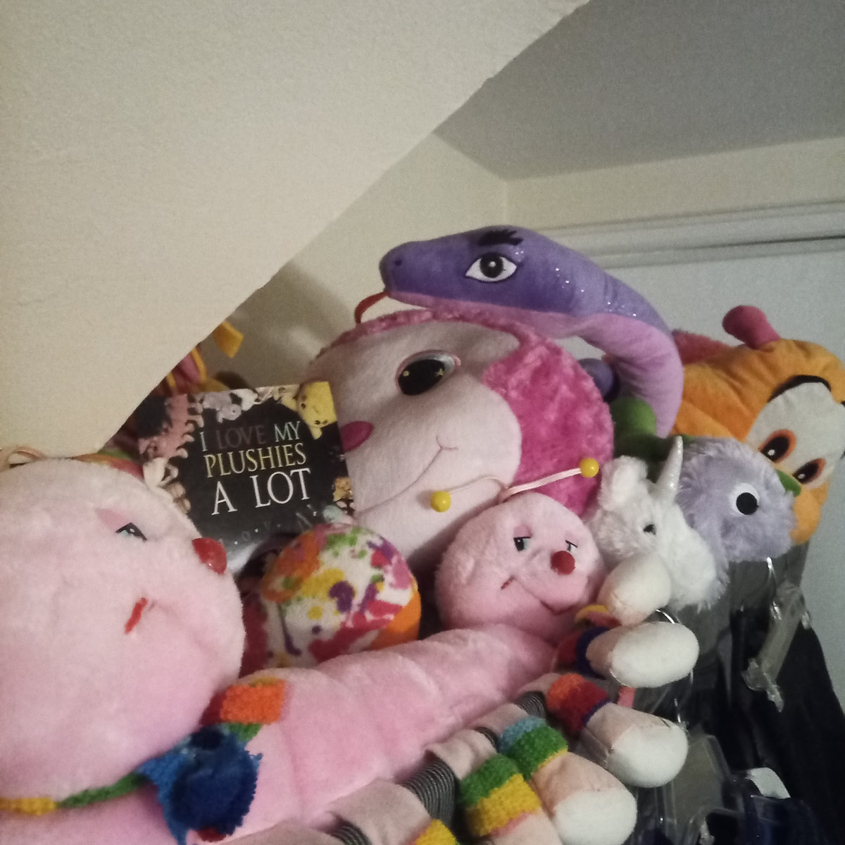 I love sale plushies