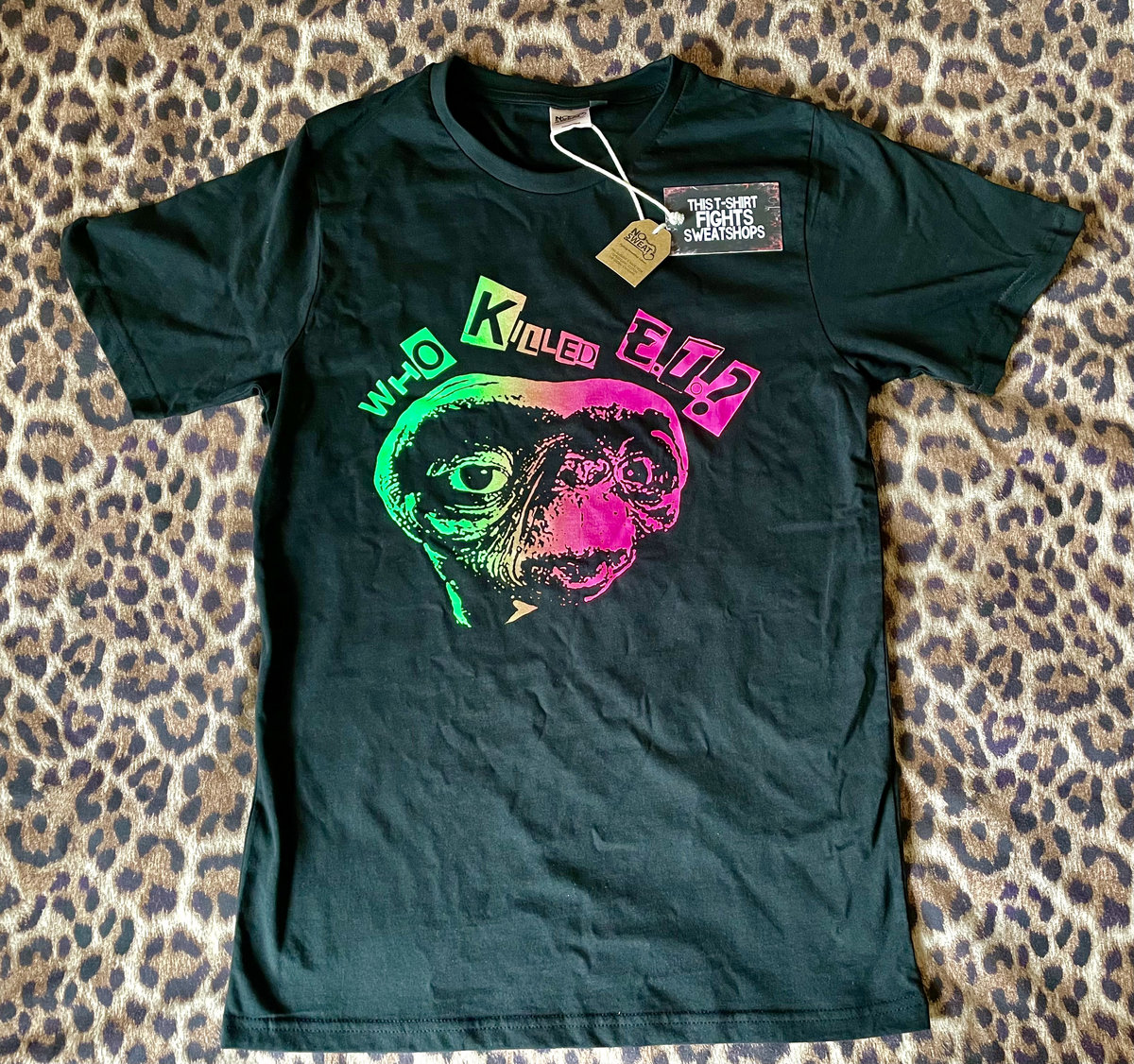 Who killed ET? two sided tee - LIMITED EDITION! | Chaotic Dischord