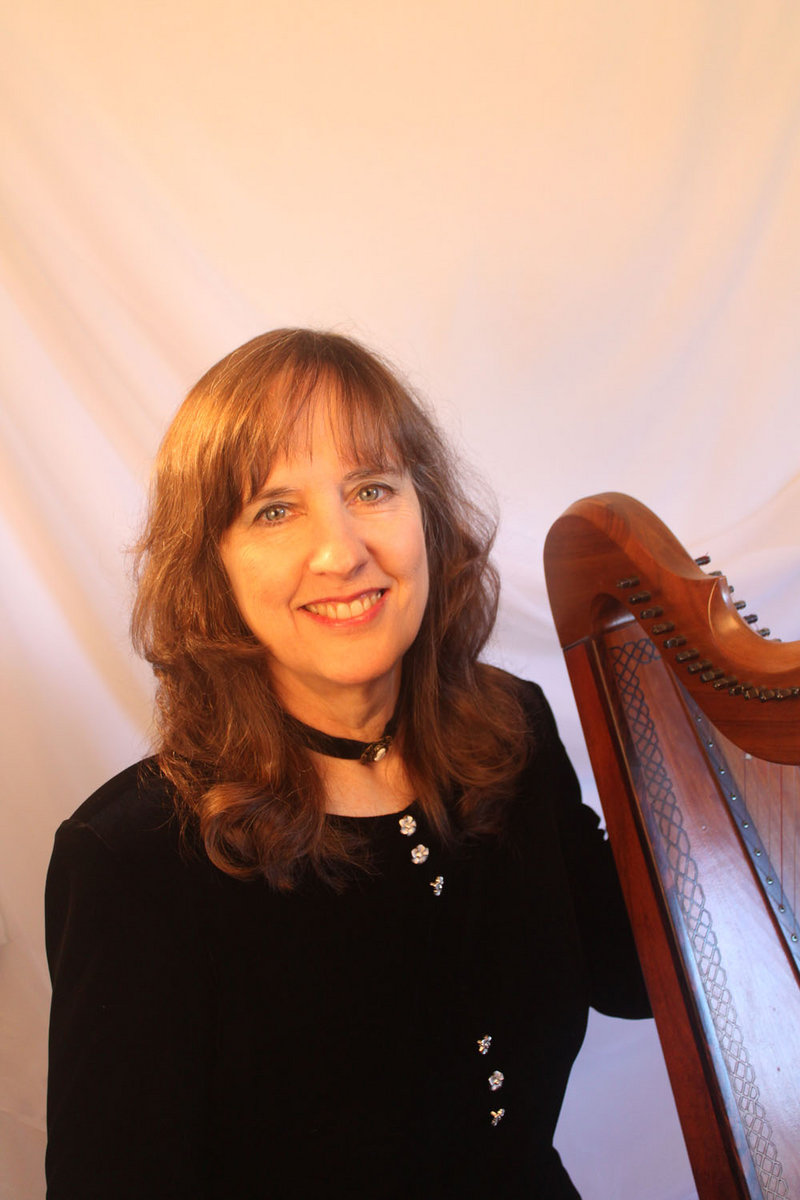 Lynne Riordan Gather the Women | Lynne Reardon, Midyne Spear | Lynne Reardon