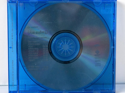 Compact Disc :: blueCube( ) - kim cascone main photo